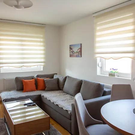 Lux Lägenhet Novi Pazar