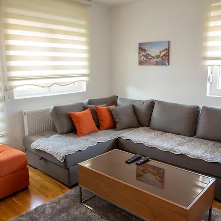 Lux Lägenhet Novi Pazar